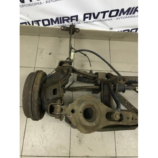 Балка подвески задняя комплектная Ford Focus 2 HB 2005-2010 1758060